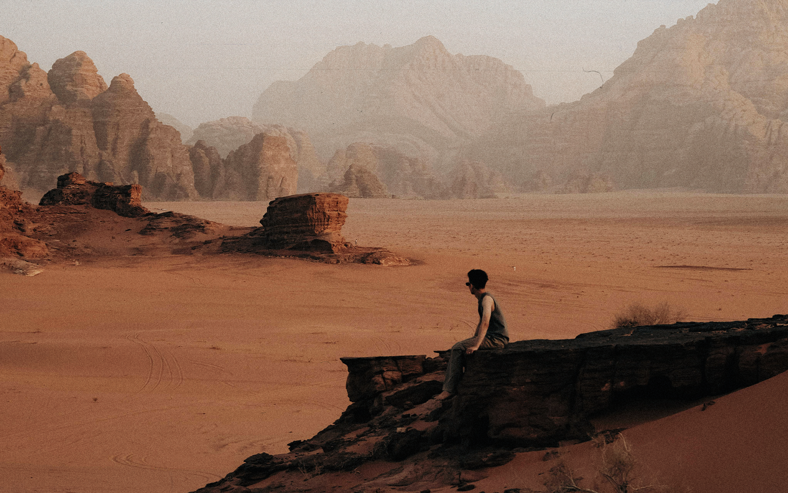Giordania a giugno: avventura tra Petra e deserto